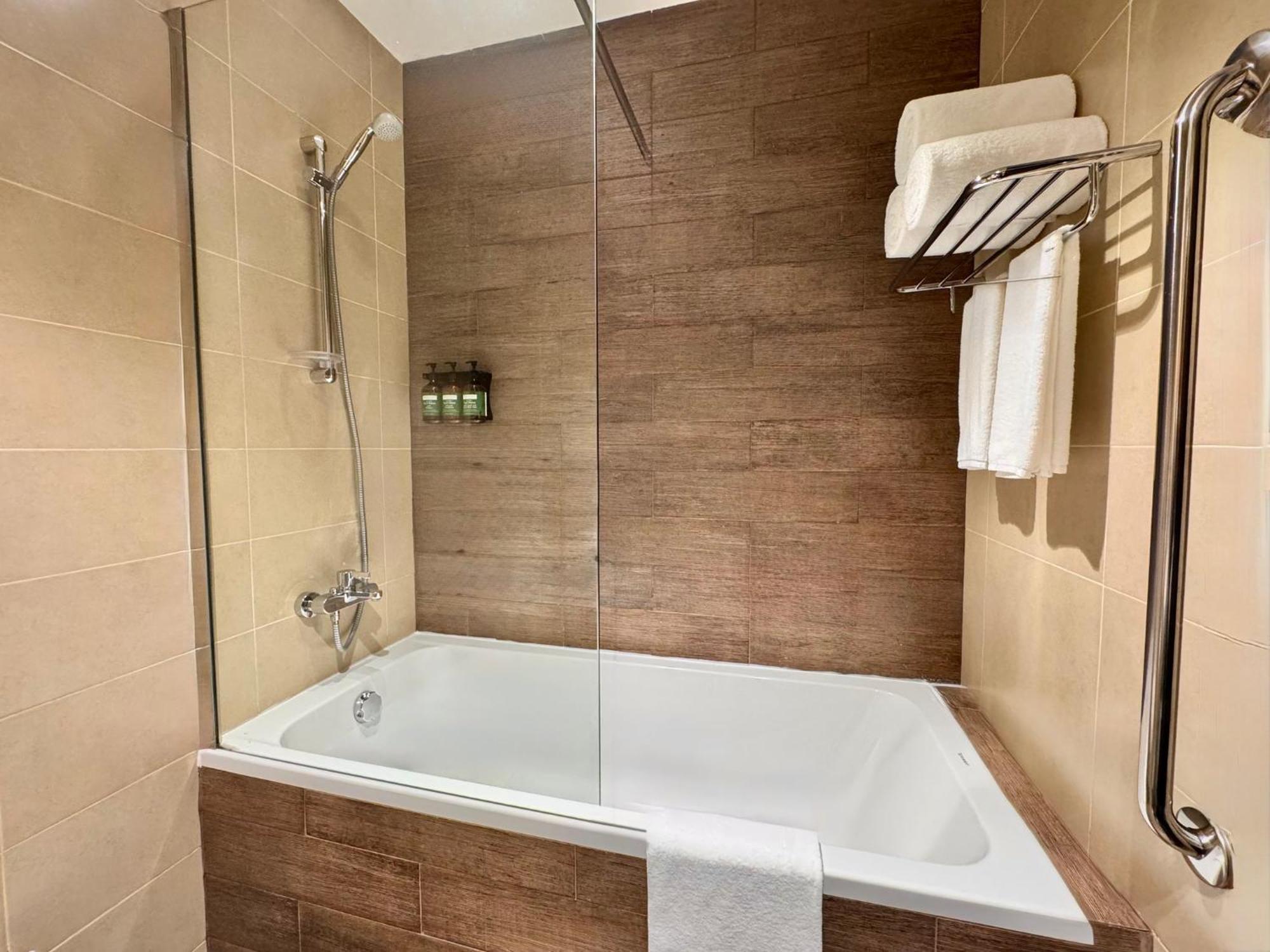 Staybridge Suites - Doha Lusail By Ihg Zewnętrze zdjęcie